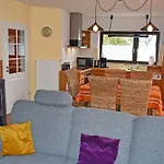 Schönes Mit Kamin Und Sauna Im Ostseebad *