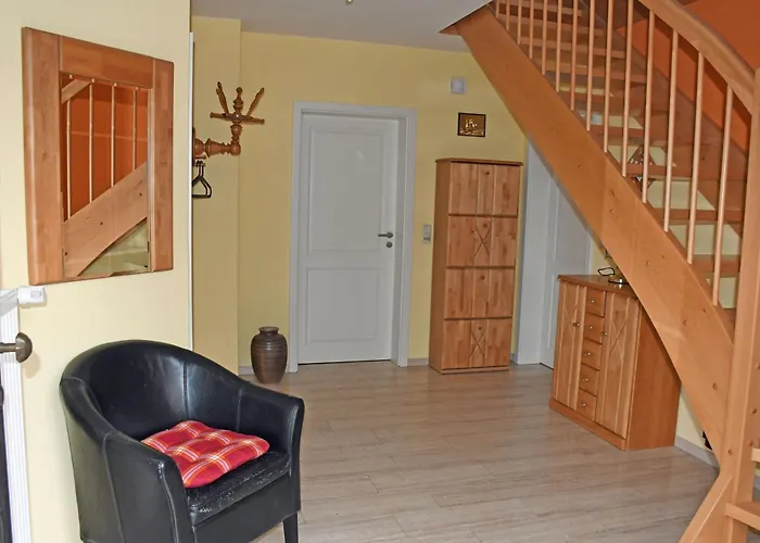 Schoenes Mit Kamin Und Sauna Im Ostseebad